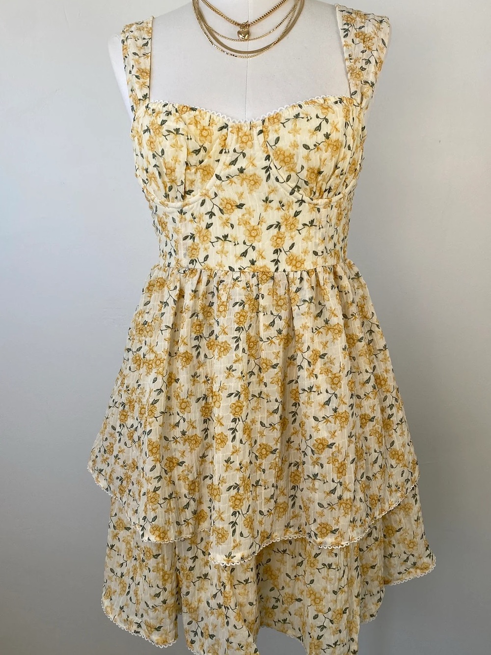 Nectar Clothing - Yellow Floral Corset Tiered Mini Sundress SZ SM NWT